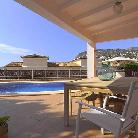 Villa Con Piscina Privada 卡尔佩 外观 照片