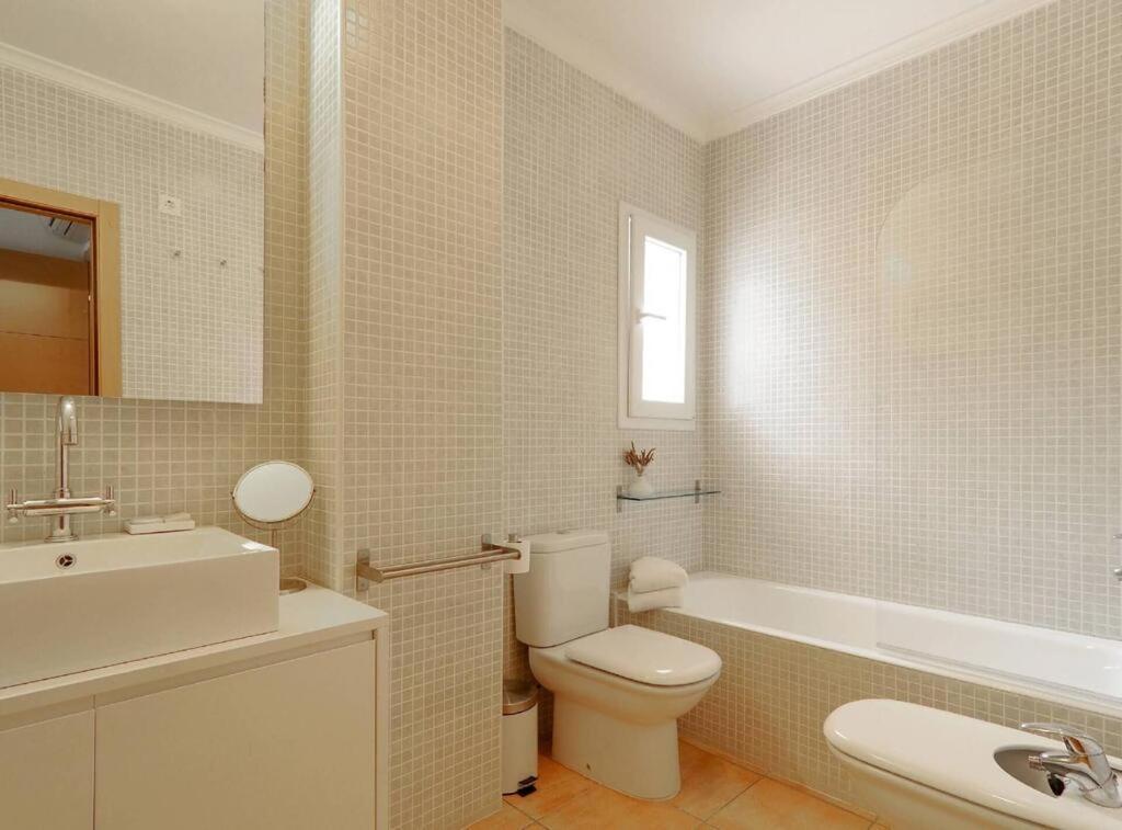 Villa Con Piscina Privada 卡尔佩 外观 照片